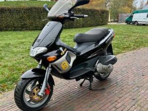 GILERA RUNNER 125CC MO7 DD (ORGINEEL) — SCOOTERS | SYM — MARKTPLAATS