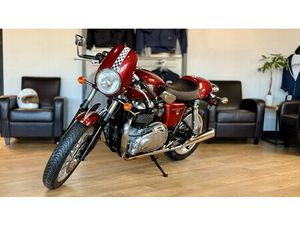 2004 TRIUMPH THRUXTON 900