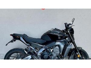 VENDO YAMAHA MT-09 Y-AMT (2024 - 26) USATA A CIRIE' (CODICE 9903084) - MOTO.IT