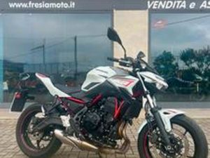 KAWASAKI Z 650 2022 LA PAGHI 114 EURO AL MESE