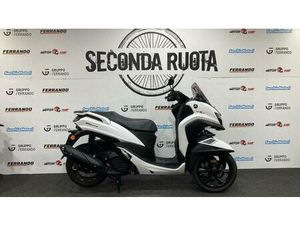 VENDO YAMAHA TRICITY 125 (2025 - 26) USATA A SAN GIULIANO TERME (CODICE 9877597) - MOTO.IT
