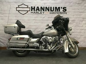 2009 HARLEY-DAVIDSON® ELECTRA GLIDE® CLASSIC PEWTER PEARL FLHTC