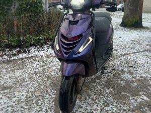 ZIP 50 CC | LILA | 7.XXX KM