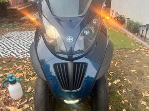 PIAGGIO MP3 400LT