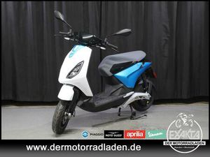 PIAGGIO PIAGGIO ONE 1+ BLAU ARCTIC