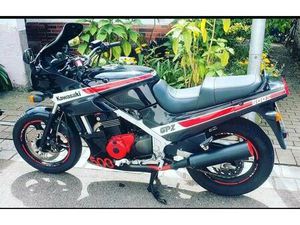 KAWASAKI GPZ 500 S