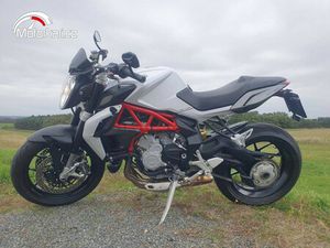 MV AGUSTA BRUTALE 800