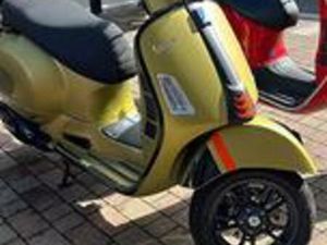 VESPA 300 GTS HPE 2023