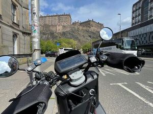 NIU NQI GTS PRO 2022 – DUAL BATTERY – 2,000 MILES – EXCELLENT CONDITION – L1E ELECTRIC MOPED