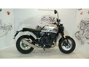 VENDO BRIXTON MOTORCYCLES CROSSFIRE 500 X (2021 - 26) NUOVA A PONTELONGO (CODICE 9740308) - MOTO.IT