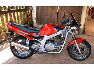 SUZUKI GS 500