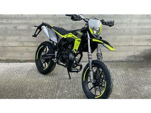 VENDO SHERCO 50 SM-R (2023 - 26) NUOVA A CLUSONE (CODICE 9654363) - MOTO.IT