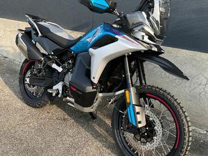 CFMOTO 800 MT X