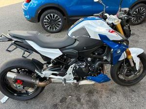 BMW F900R 2023