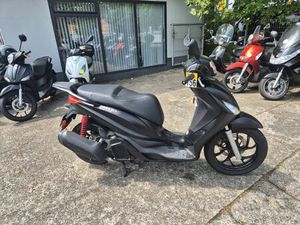 PIAGGIO MEDLEY 125 SPORT ABS *INSPEKTION NEU*