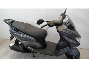 VENDO SUZUKI BURGMAN STREET 125 EXECUTIVE (2023 - 26) NUOVA A ROSTA (CODICE 9436026) - MOTO.IT