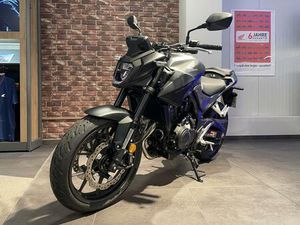 HONDA CB 500 HORNET MOD:2025 DEMOBIKE SCHWARZ