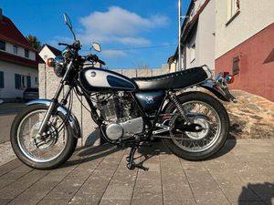 TOP EINZYLINDER YAMAHA SR 500. REIFEN UND KD