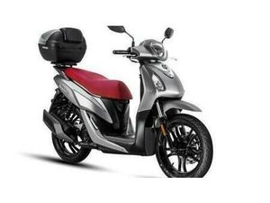 VENDO SYM SYMPHONY 50 (2021 - 24) NUOVA A SESTO SAN GIOVANNI (CODICE 6140432) - MOTO.IT