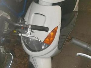 VIVACITY COMPLEET, ZONDER KENTEKEN — SCOOTERS | PEUGEOT — MARKTPLAATS