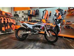 VENDO KTM 250 SX-F (2024) NUOVA A AFFI (CODICE 9909734) - MOTO.IT