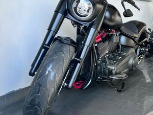 HARLEY-DAVIDSON FAT BOY 114