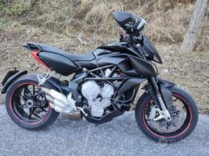 MV AGUSTA RIVALE 800 - 2013 - SOLO 13.000 KM