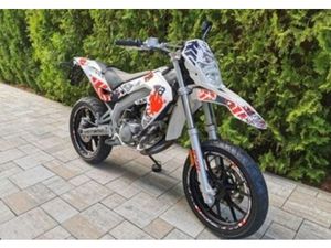 APRILIA SX APRILIA SX 50 2T MOTOPKO TRANSPORT GRATIS BENZYNA