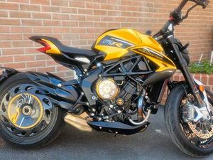MV AGUSTA DRAGSTER RR SCS 800 DE 2025 GARANTIE 4ANS