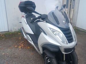 PEUGEOT METROPOLIS 400