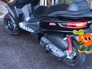 PIAGGIO MP3 500