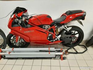 DUCATI 999 BIPOSTO