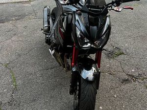 KAWASAKI Z800 ABS ÉDITION SUGUMI