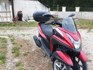 SCOOTER TRICITY YAMAHA 125