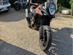 KTM ADVENTURE 1050
