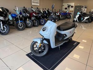 NIU MQI GT 4831X2 125 CM3