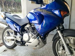 HONDA VARADERO 125 CM3