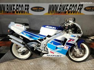 SUZUKI RGV 250 VJ22 - 8 763 KM - (REF 63820)