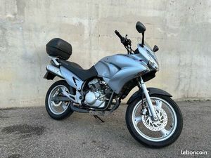 HONDA VARADERO 125