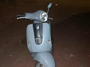 VESPA 2T LX