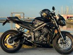 STREET TRIPLE 765 RS