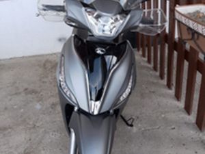 SCUTER KIMKO 200 2021