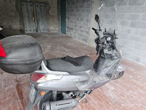 KYMCO DINK 200I