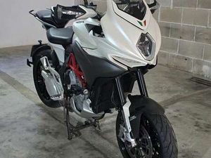 MV AGUSTA TURISMO VELOCE 800 LUSSO ARGENTO