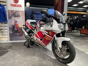 YAMAHA YZF 750 R 1997 750 CM3 | MOTO SPORTIVE | 50 928 KM | ROUGE | 27200 VERNON