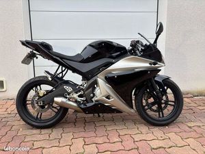 YAMAHA YZF-R125