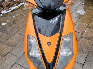 EXPLORER GT50 RACE MOTORROLLER 50 CCM