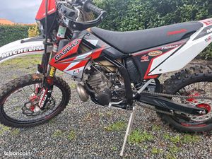 300 GAS GAS EC EN PARFAIT ÉTAT