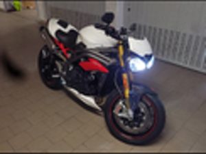 TRIUMPH SPEED TRIPLE R