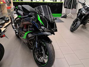 KAWASAKI NINJA ZX-6R BLACK PERFORMANCE 4 JAHRE GARANTIE
